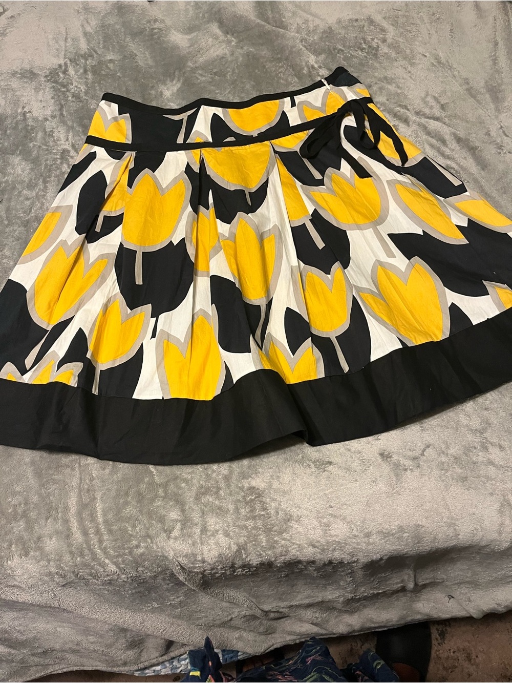Speechless Women’s Size 13 Yellow Black Floral Tulip A-Line Skirt Belted Cotton